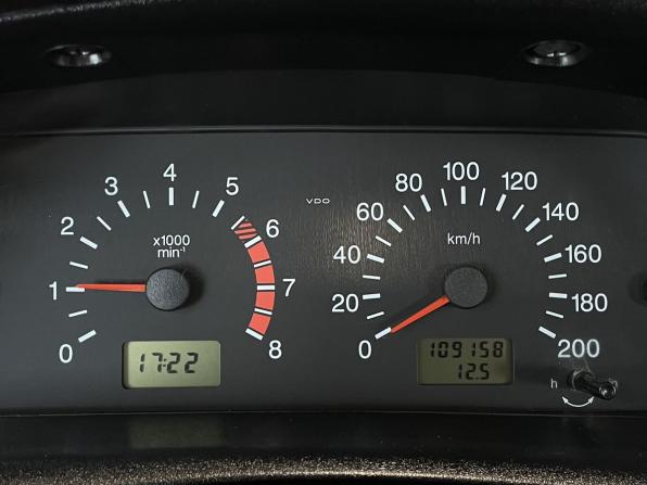 Chevrolet Niva I Рестайлинг с пробегом 2012 года, цена 670 000 рублей, 109158 км, внедорожник, Автокод Объявления