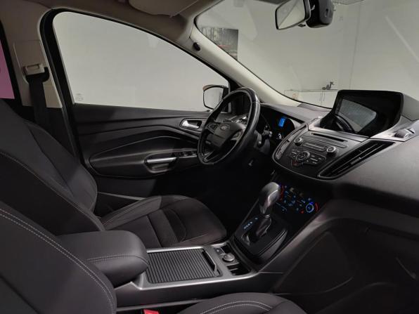 Ford Kuga II Рестайлинг с пробегом 2017 года, цена 1 790 000 рублей, 118906 км, внедорожник, Автокод Объявления