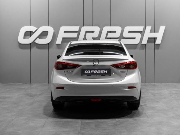 Mazda 3 III (BM) Рестайлинг с пробегом 2018 года, цена 1 670 000 рублей, 55597 км, седан, Автокод Объявления