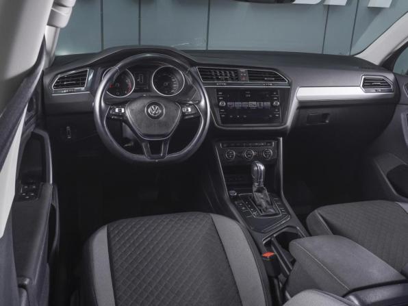 Volkswagen Tiguan II с пробегом 2019 года, цена 2 420 000 рублей, 64015 км, внедорожник, Автокод Объявления