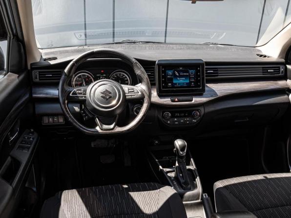 Suzuki Ertiga II с пробегом 2022 года, цена 1 930 000 рублей, 69400 км, компактвэн, Автокод Объявления
