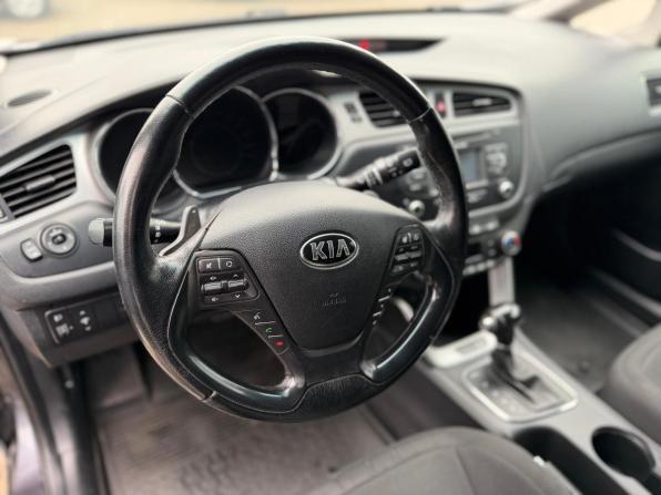Kia Ceed II с пробегом 2014 года, цена 1 391 000 рублей, 90108 км, универсал, Автокод Объявления