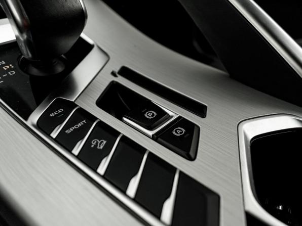 Geely Coolray I с пробегом 2021 года, цена 1 550 000 рублей, 132815 км, внедорожник, Автокод Объявления