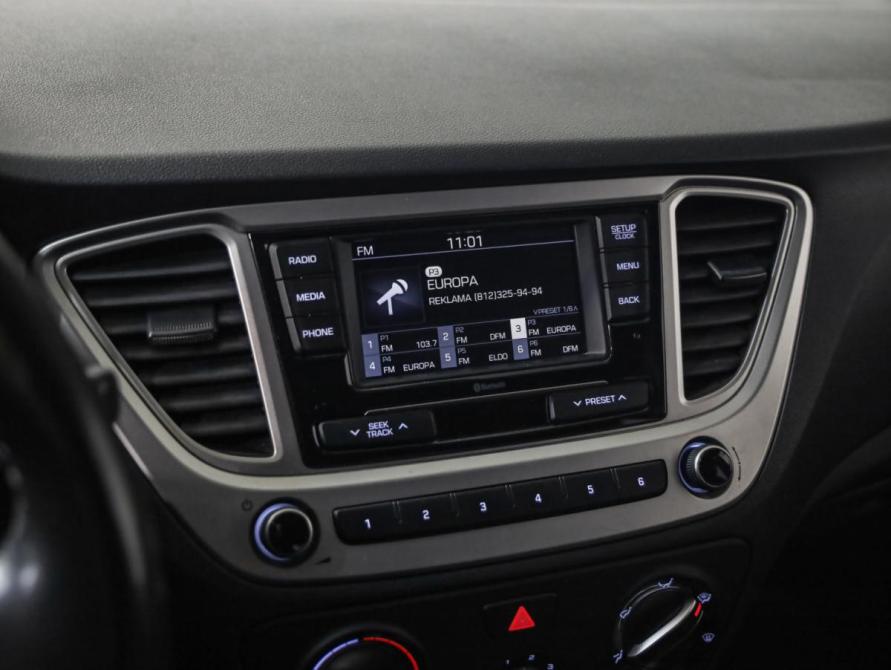 Hyundai Solaris II Санкт-Петербург  - изображение 13