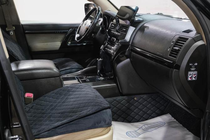 Toyota Land Cruiser 200 Series с пробегом 2009 года, цена 2 949 000 рублей, 357000 км, внедорожник, Автокод Объявления