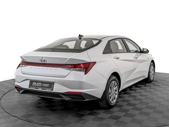 Hyundai Elantra VII (CN7) с пробегом 2022 года, цена 1 810 000 рублей, 70157 км, седан, Автокод Объявления