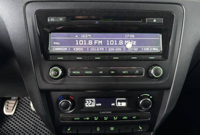 Skoda Rapid I с пробегом 2014 года, цена 835 000 рублей, 226015 км, лифтбек, Автокод Объявления