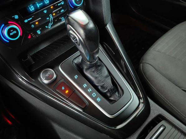 Ford Focus III Рестайлинг с пробегом 2017 года, цена 875 000 рублей, 213191 км, универсал, Автокод Объявления