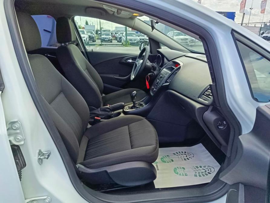 Opel Astra J Рестайлинг Тюмень  - изображение 13