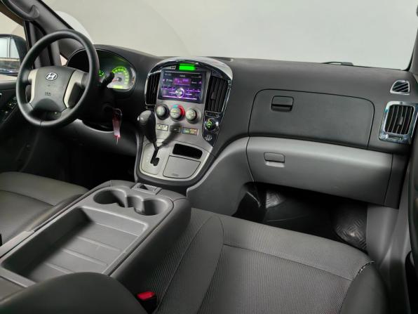 Hyundai Grand Starex I с пробегом 2011 года, цена 1 465 000 рублей, 255045 км, минивэн, Автокод Объявления