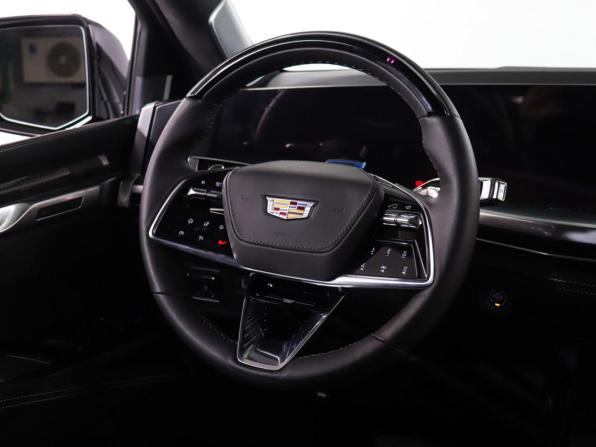 Cadillac Escalade-V I Рестайлинг с пробегом 2025 года, цена 25 799 000 рублей, 27 км, внедорожник, Автокод Объявления