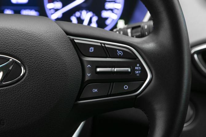 Hyundai Santa Fe IV с пробегом 2019 года, цена 2 900 000 рублей, 94764 км, внедорожник, Автокод Объявления