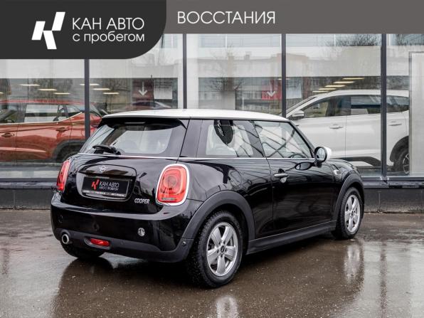 Mini Hatch III (F55/F56) Рестайлинг с пробегом 2019 года, цена 1 897 280 рублей, 105400 км, хэтчбек, Автокод Объявления