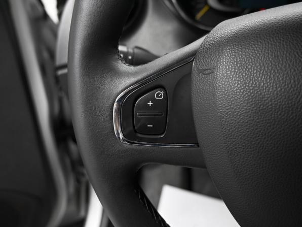 Renault Kaptur I с пробегом 2016 года, цена 1 625 000 рублей, 128807 км, внедорожник, Автокод Объявления