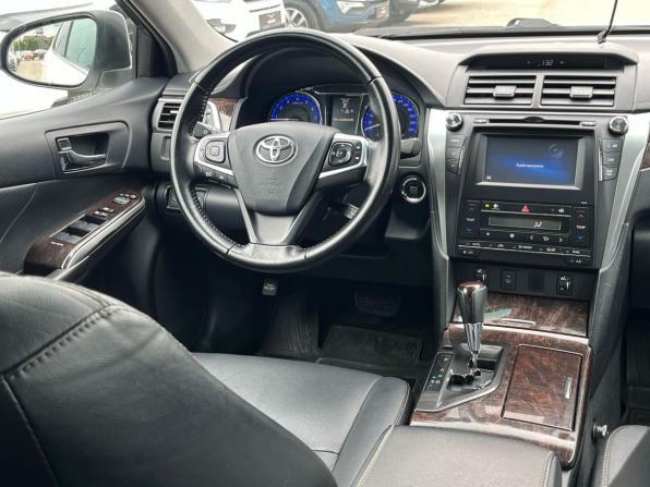 Toyota Camry VII (XV50) Рестайлинг с пробегом 2015 года, цена 1 850 000 рублей, 244924 км, седан, Автокод Объявления