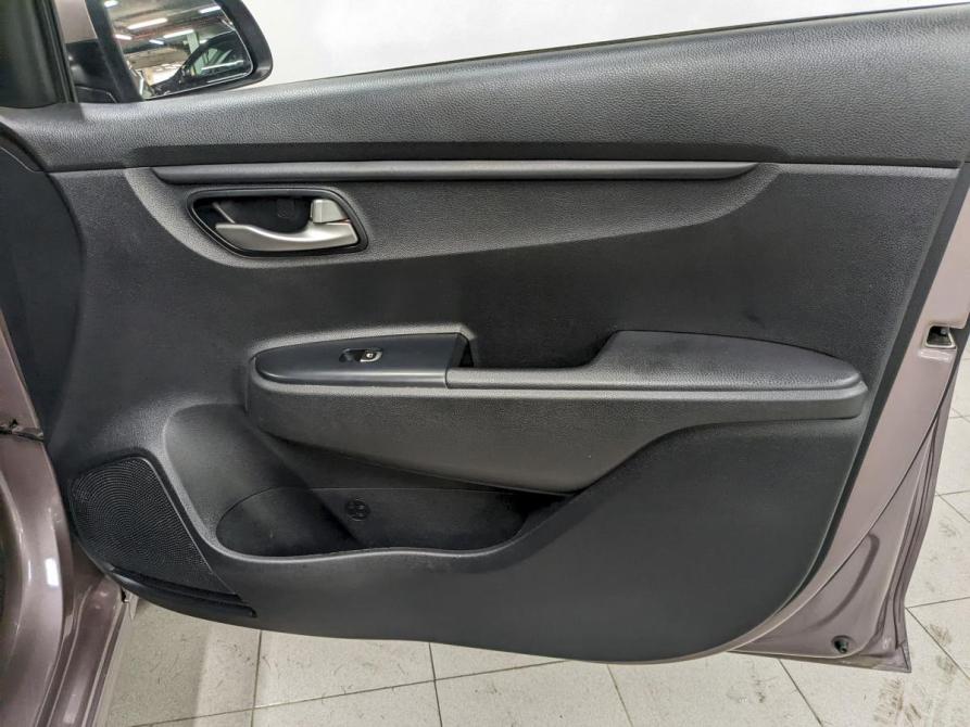 Kia Rio IV Санкт-Петербург  - изображение 18