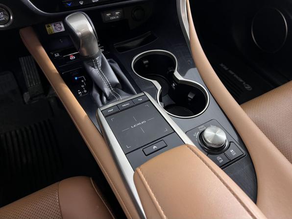 Lexus RX IV Рестайлинг с пробегом 2020 года, цена 4 820 000 рублей, 90000 км, внедорожник, Автокод Объявления
