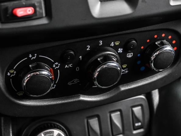 Renault Duster I Рестайлинг с пробегом 2017 года, цена 1 274 000 рублей, 185767 км, внедорожник, Автокод Объявления