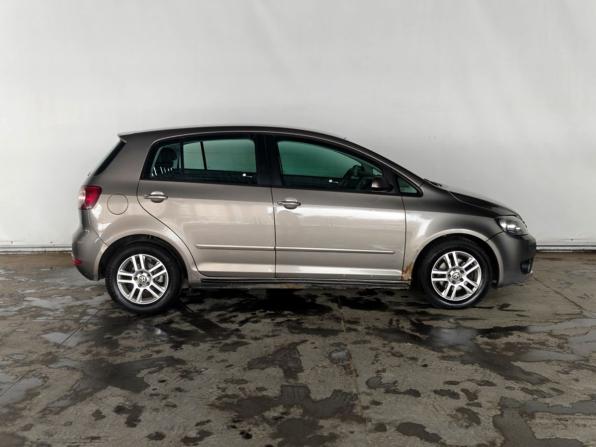 Volkswagen Golf Plus II с пробегом 2011 года, цена 630 000 рублей, 239739 км, хэтчбек, Автокод Объявления