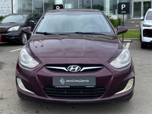 Hyundai Solaris I с пробегом 2011 года, цена 588 000 рублей, 356000 км, седан, Автокод Объявления