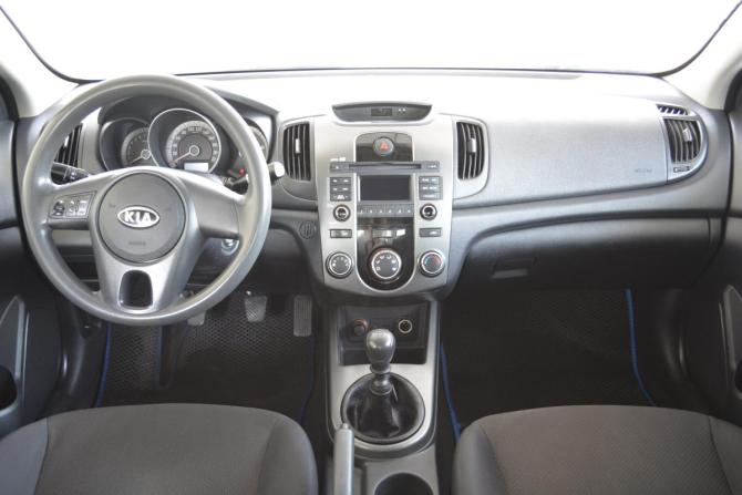 Kia Cerato II с пробегом 2010 года, цена 899 000 рублей, 157400 км, седан, Автокод Объявления