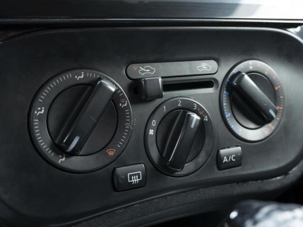 Nissan Juke I с пробегом 2013 года, цена 939 000 рублей, 172320 км, внедорожник, Автокод Объявления
