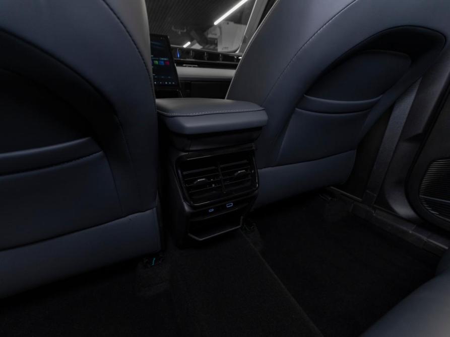 Geely Atlas II Москва  - изображение 15