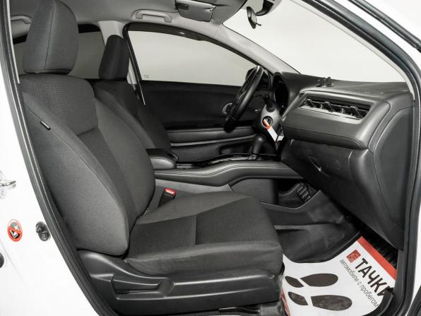 Honda Vezel I Рестайлинг с пробегом 2021 года, цена 1 900 000 рублей, 40804 км, внедорожник, Автокод Объявления