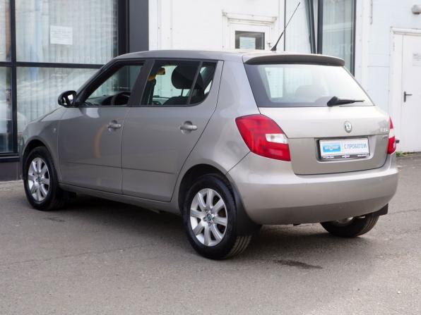 Skoda Fabia II Рестайлинг с пробегом 2011 года, цена 640 000 рублей, 183245 км, хэтчбек, Автокод Объявления
