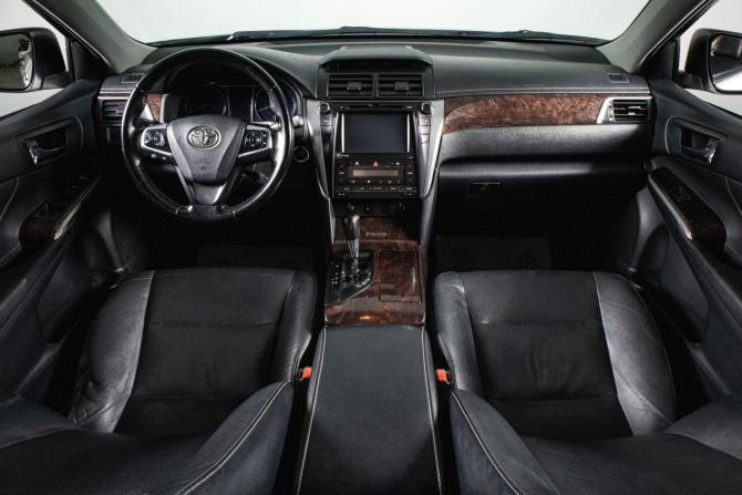 Toyota Camry VII (XV50) с пробегом 2014 года, цена 1 999 000 рублей, 199000 км, седан, Автокод Объявления