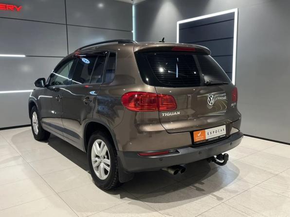 Volkswagen Tiguan I Рестайлинг с пробегом 2015 года, цена 1 099 000 рублей, 255000 км, внедорожник, Автокод Объявления