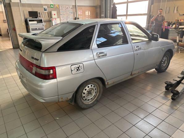 Lada (ВАЗ) 2112 с пробегом 2008 года, цена 100 000 рублей, 303600 км, хэтчбек, Автокод Объявления