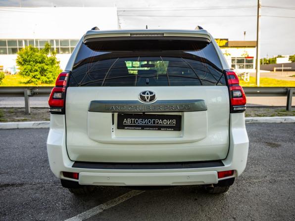 Toyota Land Cruiser Prado 150 Series Рестайлинг 2 с пробегом 2019 года, цена 4 498 000 рублей, 151033 км, внедорожник, Автокод Объявления
