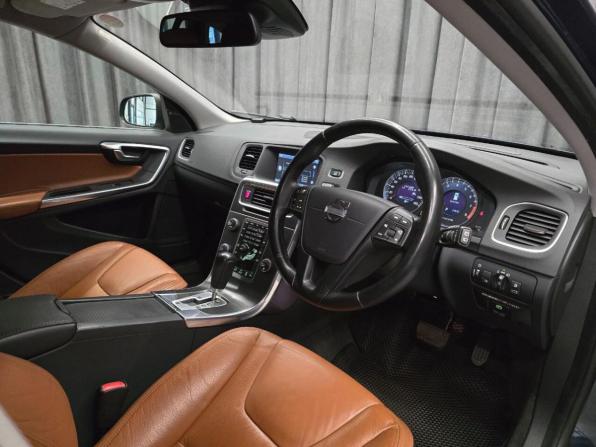 Volvo V60 I с пробегом 2012 года, цена 1 070 000 рублей, 101000 км, универсал, Автокод Объявления