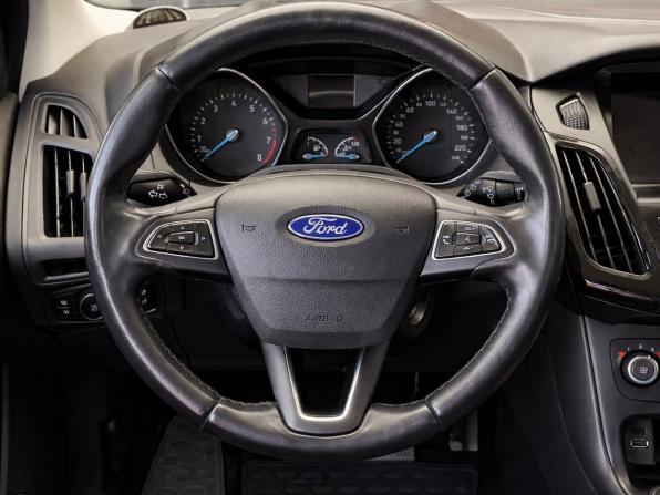 Ford Focus III Рестайлинг с пробегом 2015 года, цена 957 000 рублей, 126922 км, универсал, Автокод Объявления