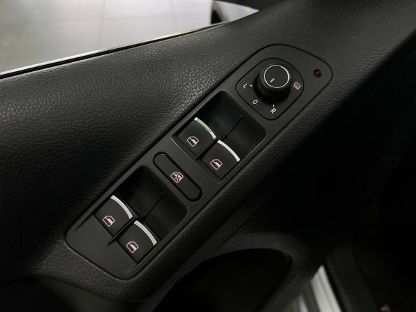Volkswagen Tiguan I Рестайлинг с пробегом 2016 года, цена 1 350 000 рублей, 174000 км, внедорожник, Автокод Объявления