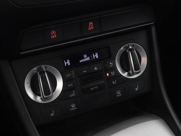 Audi Q3 I (8U) с пробегом 2013 года, цена 1 799 000 рублей, 109000 км, внедорожник, Автокод Объявления