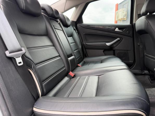 Ford Mondeo IV Рестайлинг с пробегом 2013 года, цена 850 000 рублей, 175000 км, седан, Автокод Объявления
