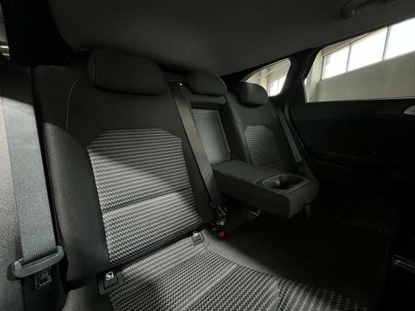 Kia Ceed III Рестайлинг с пробегом 2024 года, цена 2 850 000 рублей, 1612 км, универсал, Автокод Объявления