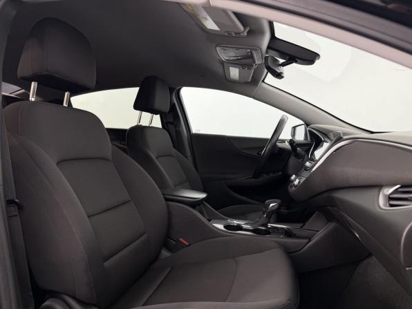 Chevrolet Malibu IX Рестайлинг с пробегом 2021 года, цена 1 559 000 рублей, 106000 км, седан, Автокод Объявления