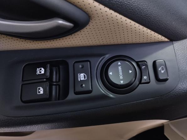 Hyundai H-1 II Рестайлинг 2 с пробегом 2019 года, цена 3 230 000 рублей, 68200 км, минивэн, Автокод Объявления
