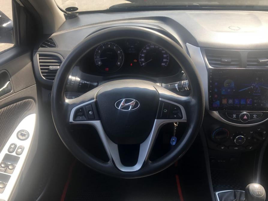 Hyundai Solaris I Брянск  - изображение 12