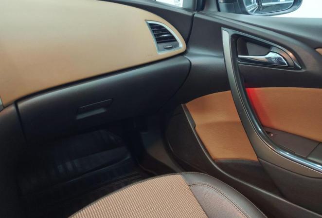 Opel Astra J Рестайлинг с пробегом 2013 года, цена 700 000 рублей, 159944 км, хэтчбек, Автокод Объявления