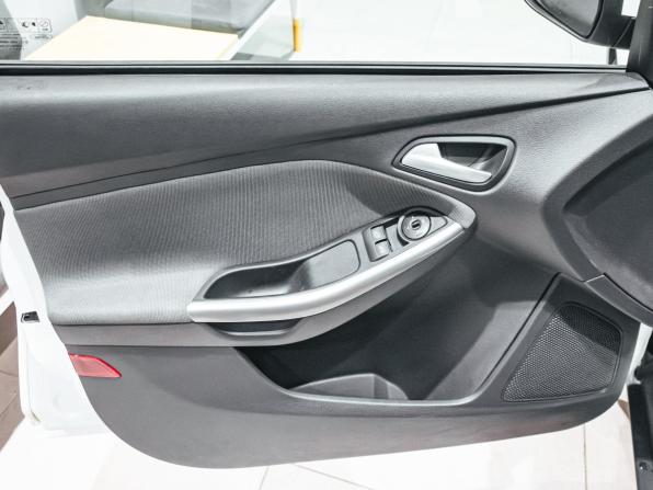 Ford Focus III с пробегом 2014 года, цена 817 945 рублей, 94352 км, седан, Автокод Объявления