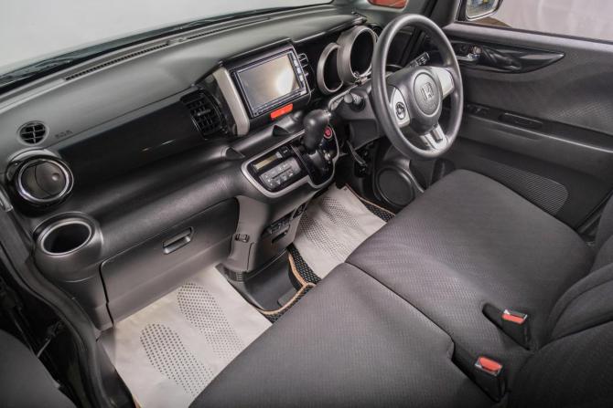 Honda N-BOX I с пробегом 2013 года, цена 769 000 рублей, 88000 км, микровэн, Автокод Объявления