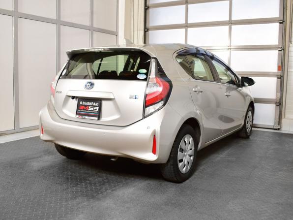 Toyota Aqua I Рестайлинг 2 с пробегом 2018 года, цена 1 340 995 рублей, 65167 км, хэтчбек, Автокод Объявления