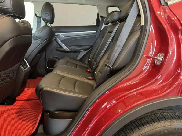 Geely Atlas Pro с пробегом 2023 года, цена 2 239 000 рублей, 29581 км, внедорожник, Автокод Объявления
