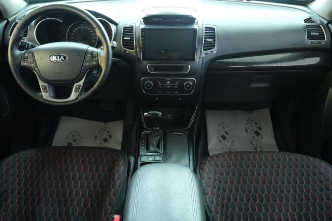 Kia Sorento II Рестайлинг с пробегом 2018 года, цена 2 489 000 рублей, 117000 км, внедорожник, Автокод Объявления