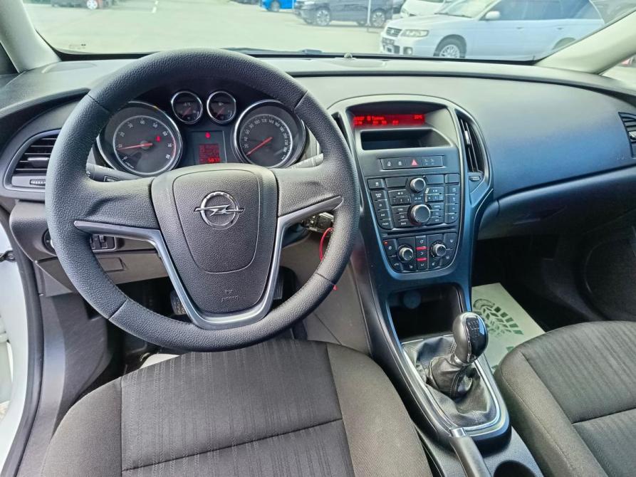 Opel Astra J Рестайлинг Тюмень  - изображение 15