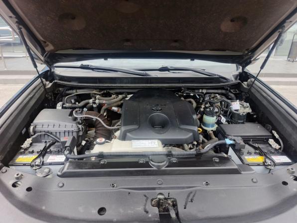 Toyota Land Cruiser Prado 150 Series Рестайлинг 2 с пробегом 2019 года, цена 5 125 000 рублей, 195000 км, внедорожник, Автокод Объявления